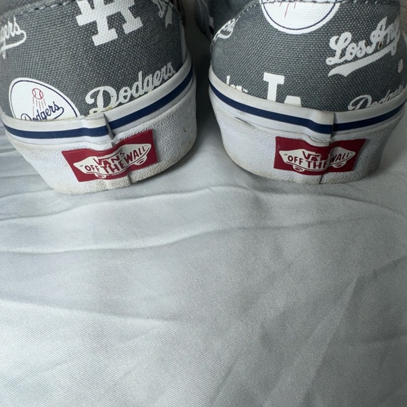 Vans Gray and White Los Angeles Slip-On Shoes - Picture 3 of 5